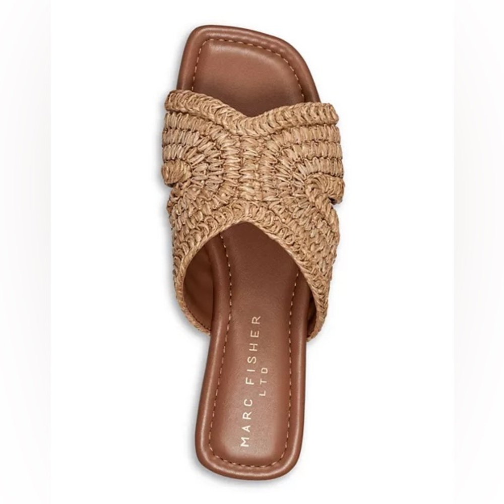 Marc Fisher Narda Woven Straw / Raffia Flat Slide Sandals. Size 8